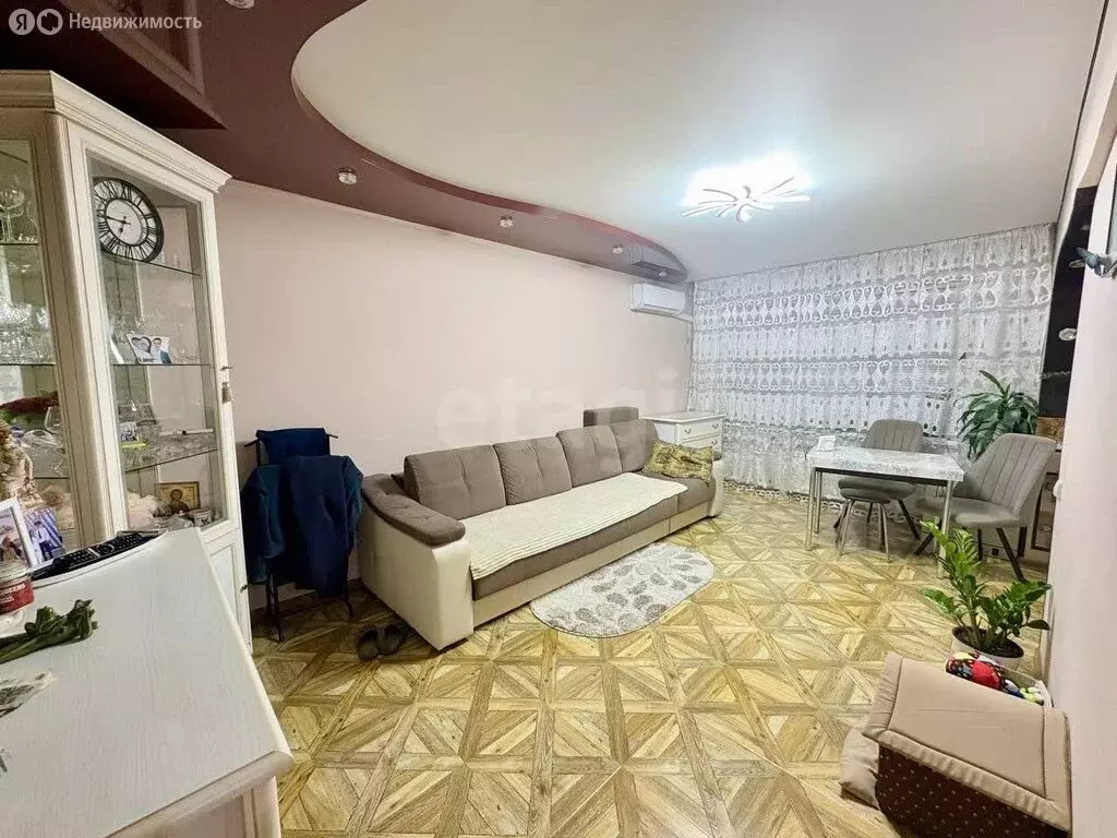 3-комнатная квартира: Ачинск, 1-й Юго-Восточный микрорайон, 1 (65.2 м) - Фото 2