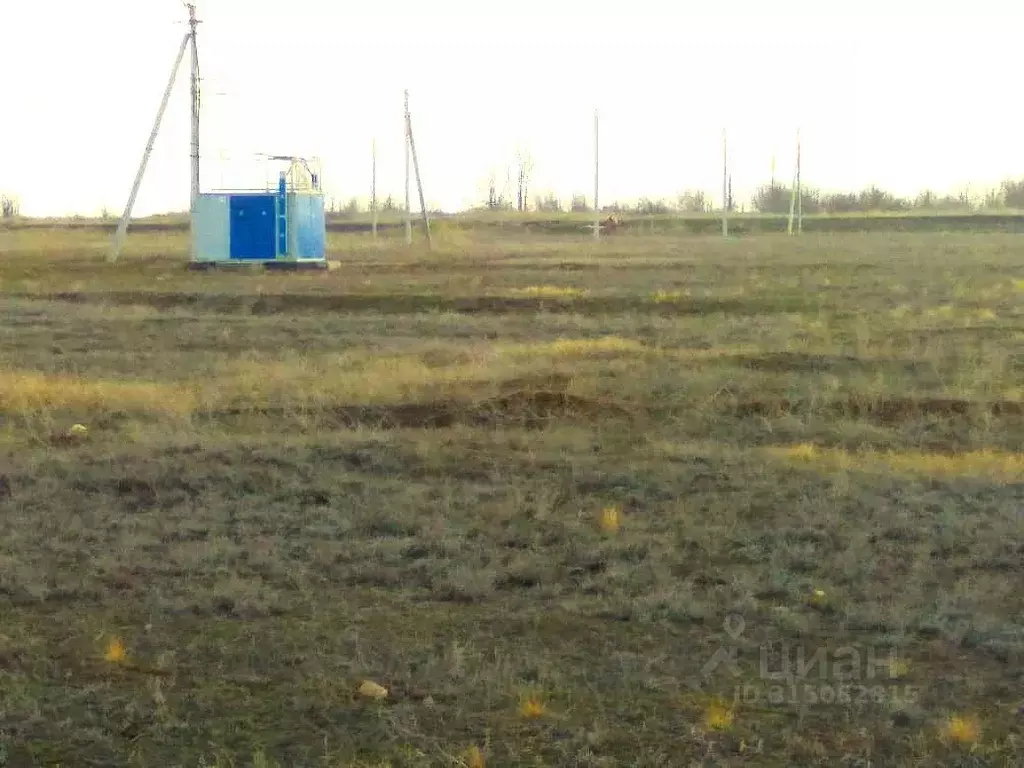 Участок в Волгоградская область, Волжский пос. Краснооктябрьский, ул. ... - Фото 1