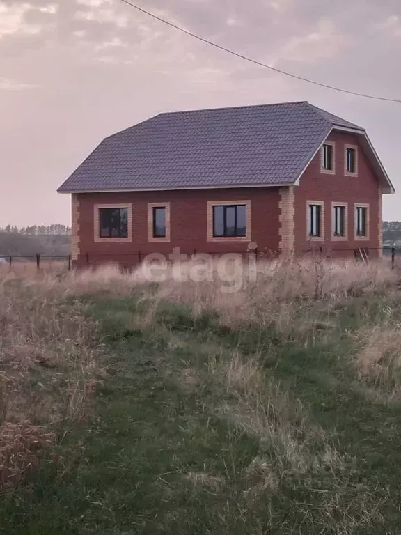 Дом в Башкортостан, Дюртюлинский район, Такарликовский сельсовет, с. ... - Фото 0