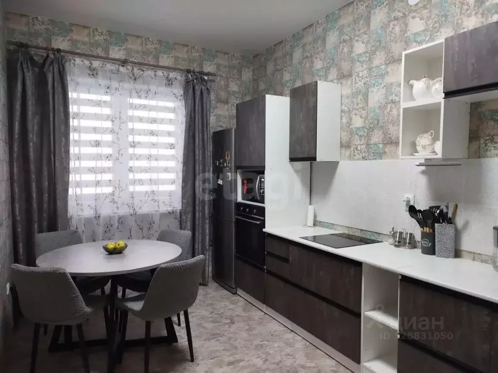 2-к кв. Ямало-Ненецкий АО, Муравленко ул. Энтузиастов, 5 (53.8 м) - Фото 1