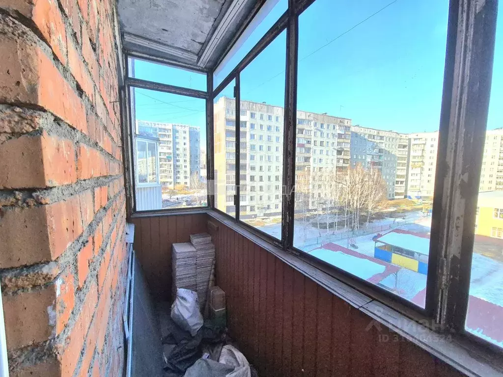 1-к кв. Кемеровская область, Новокузнецк ул. 11-й Гвардейской Армии, 4 ... - Фото 0