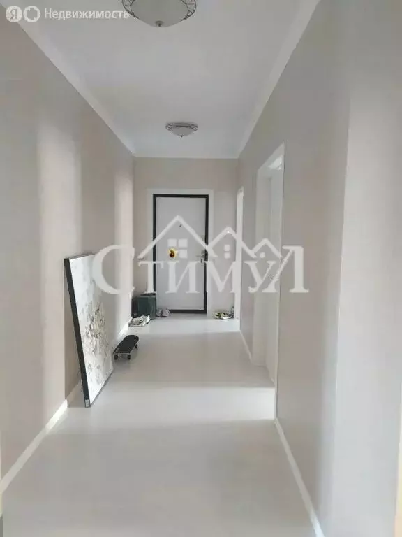 3-комнатная квартира: Абакан, улица Авиаторов, 8 (85.5 м) - Фото 1