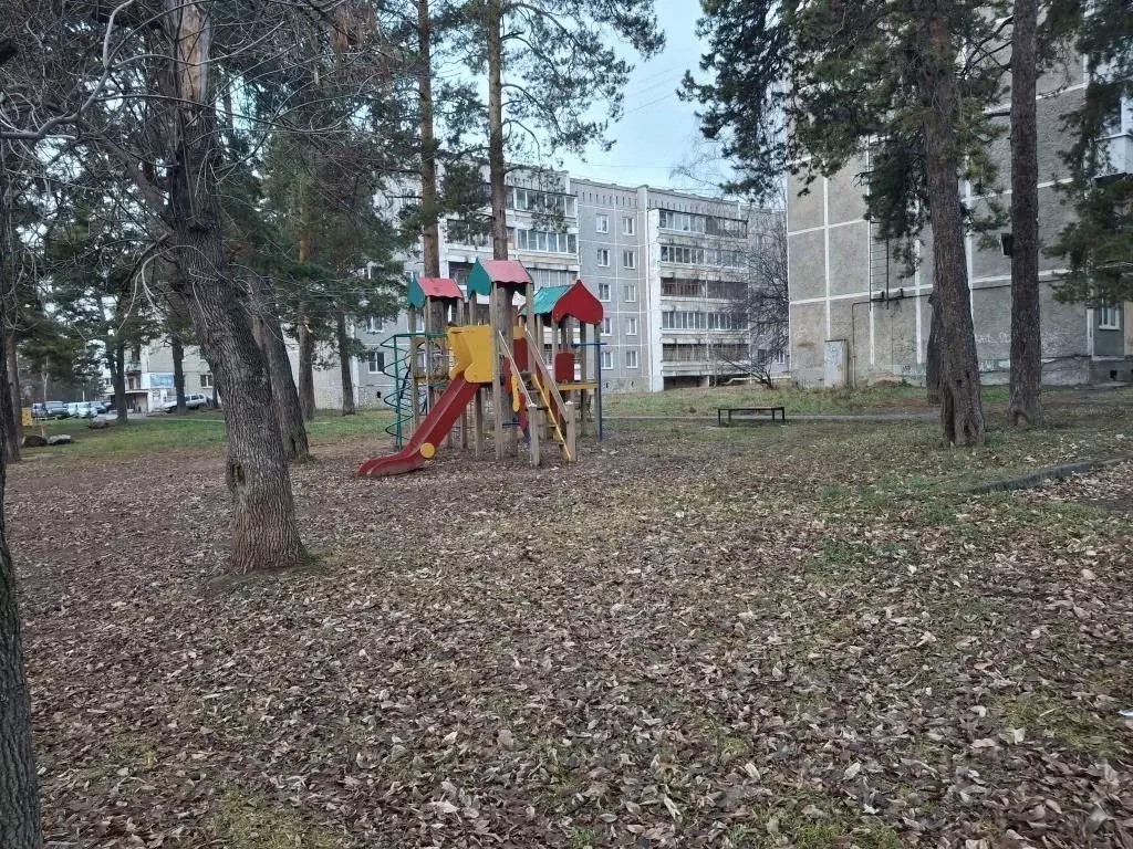 2-к кв. Свердловская область, Екатеринбург 32-й военный городок,  ... - Фото 2