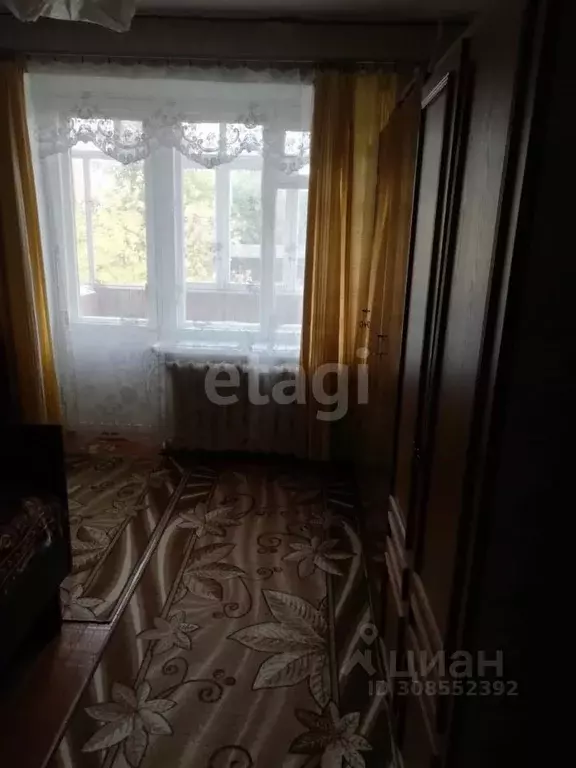 4-к кв. Брянская область, Клинцы пер. Богунского полка, 22 (61.4 м) - Фото 1