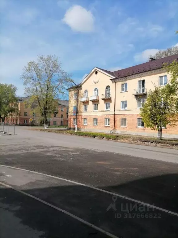 2-к кв. Ленинградская область, Сланцы ул. Маяковского, 10 (61.2 м) - Фото 0