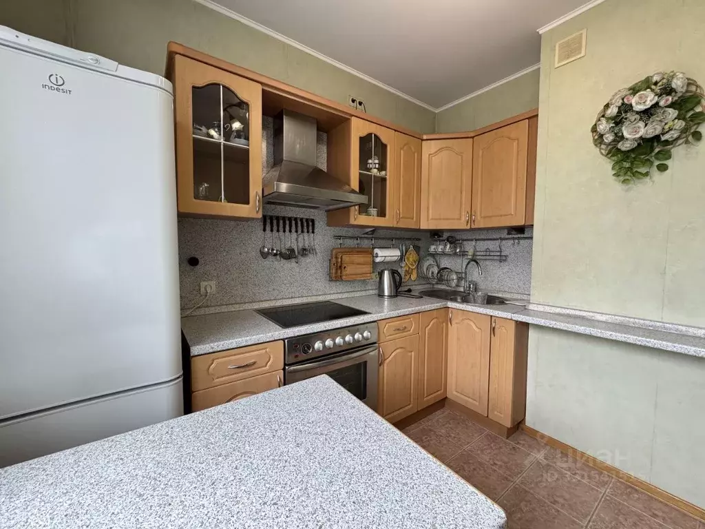 3-к кв. Москва ул. Адмирала Лазарева, 8 (80.0 м) - Фото 1