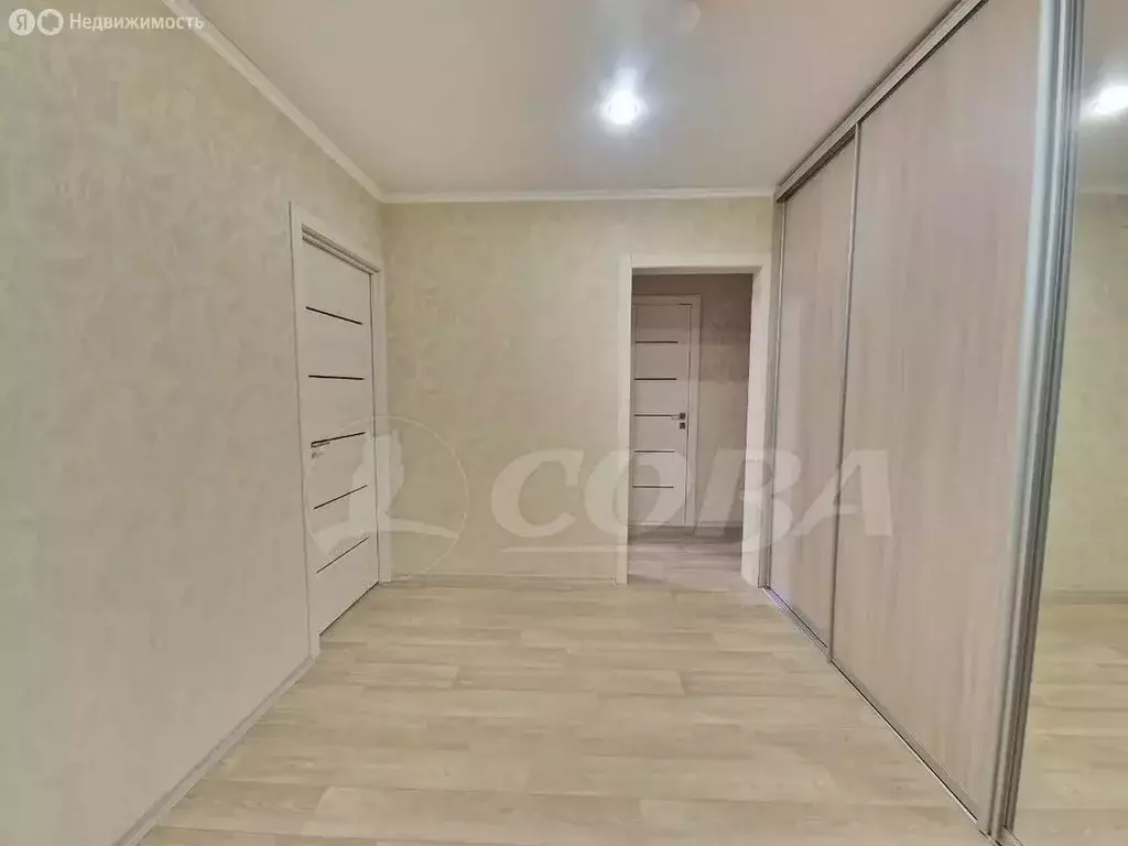 3-комнатная квартира: Тюмень, улица Павла Шарова, 7 (86.8 м) - Фото 1