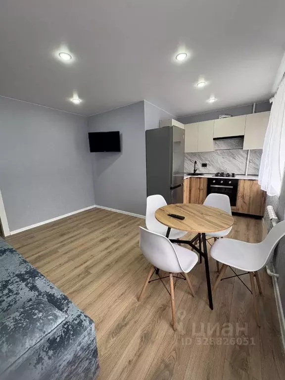 3-к кв. Курганская область, Курган ул. Орлова, 7 (54.0 м) - Фото 1