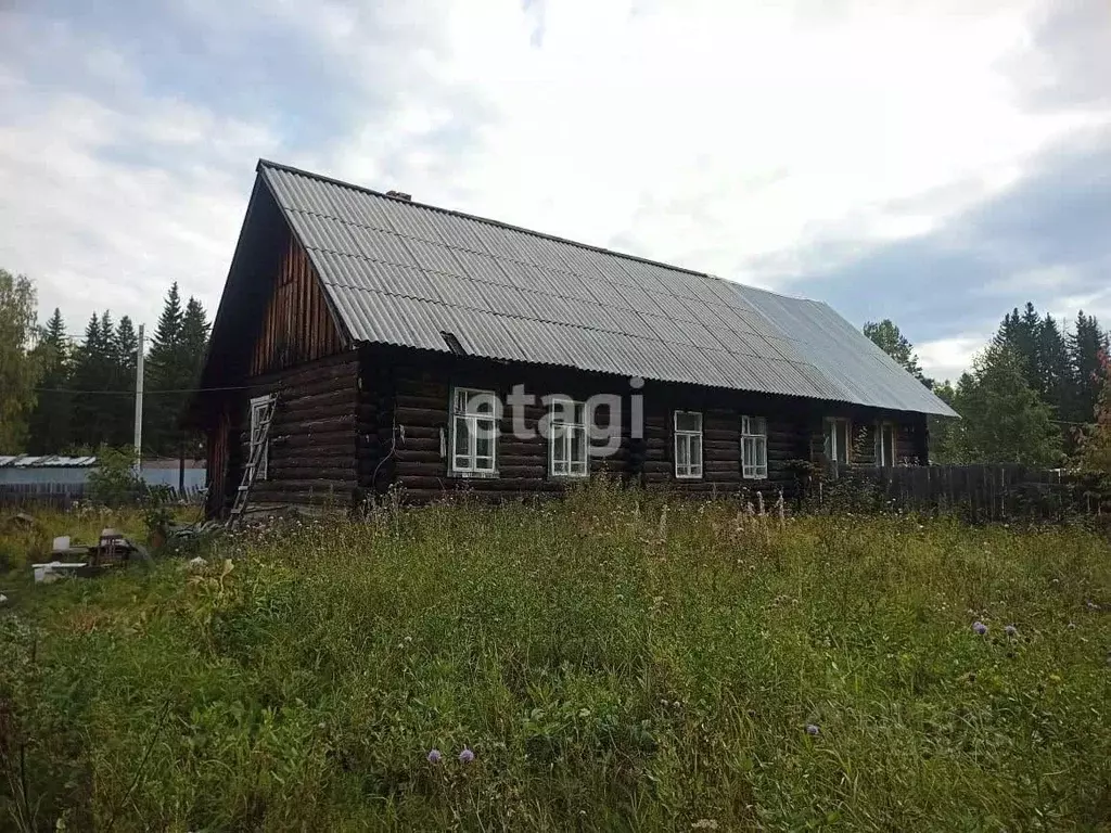 Дом в Свердловская область, Невьянский муниципальный округ, с. Таватуй ... - Фото 0