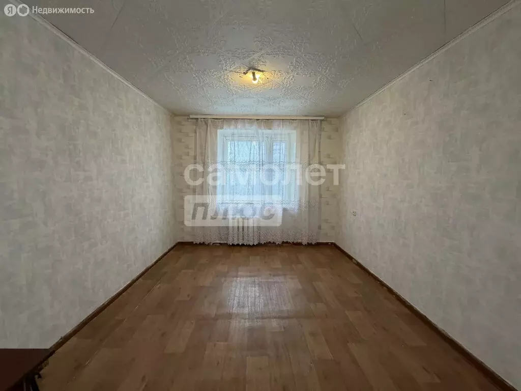 1к в 8-комнатной квартире (12 м) - Фото 1