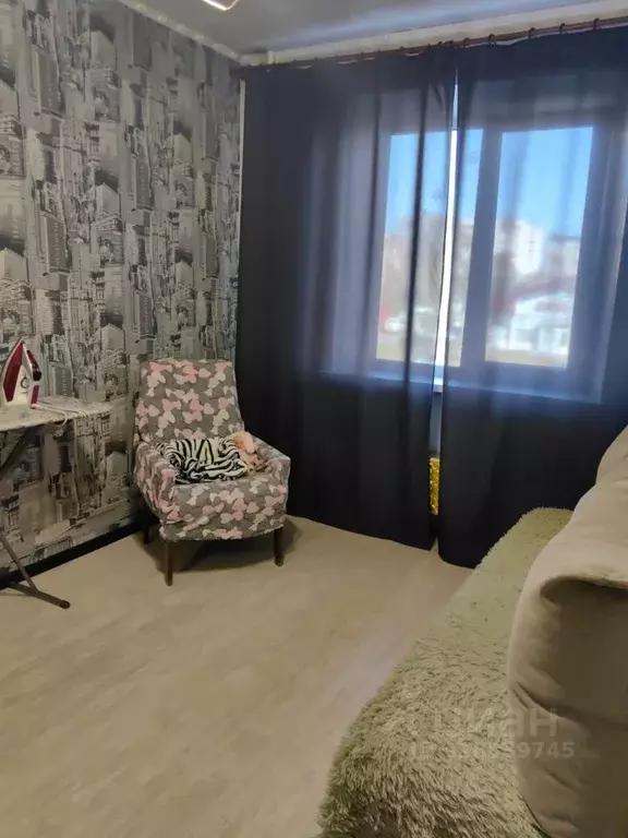2-к кв. Хакасия, Абакан ул. Кати Перекрещенко, 13А (50.0 м) - Фото 1