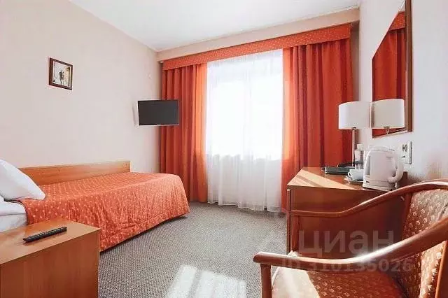 Комната Челябинская область, Челябинск просп. Ленина, 21Ас1 (12.0 м) - Фото 1
