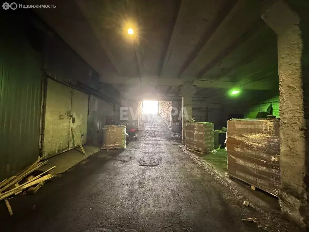 Склад (1827 м) - Фото 1