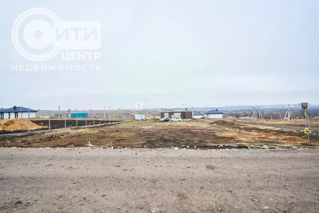 Участок в Воронежская область, Хохольский район, с. Новогремяченское ... - Фото 0
