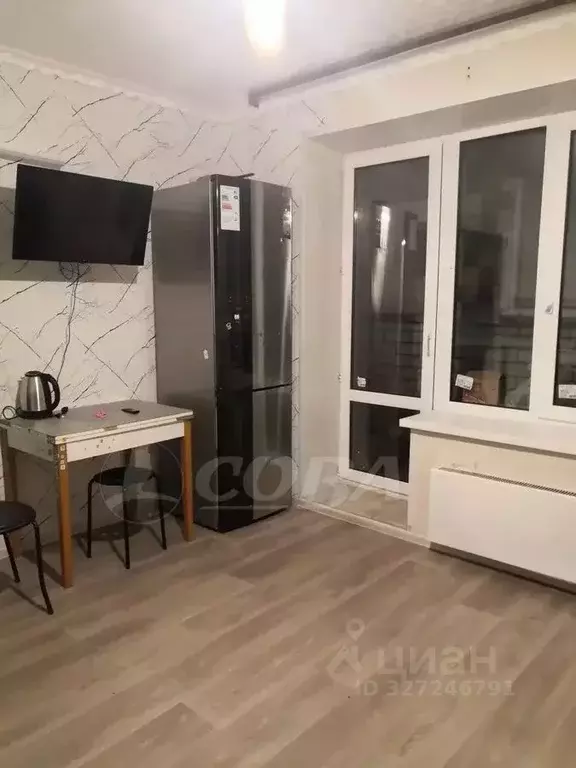 Студия Тюменская область, Тобольск 15-й мкр, 37 (30.0 м) - Фото 1