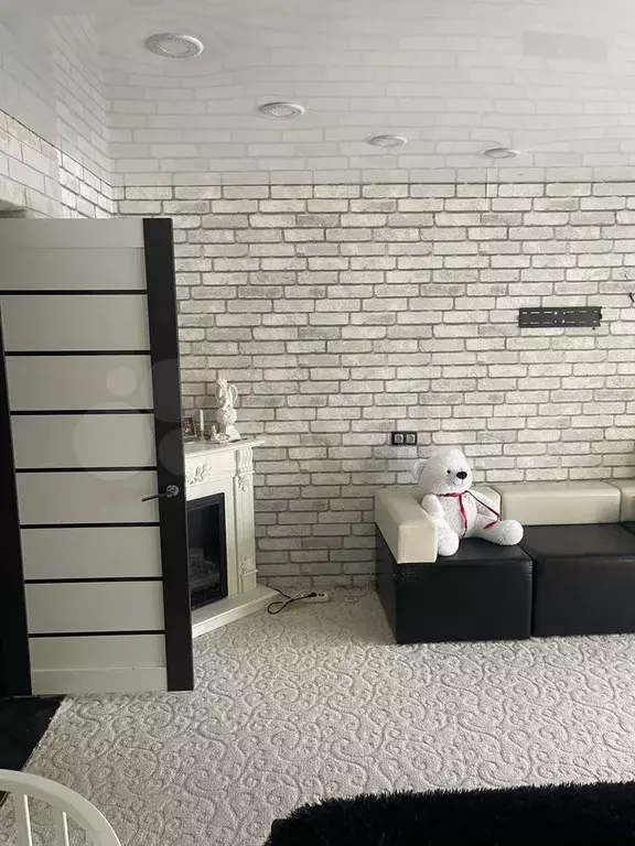 3-к. квартира, 80 м, 1/5 эт. - Фото 1