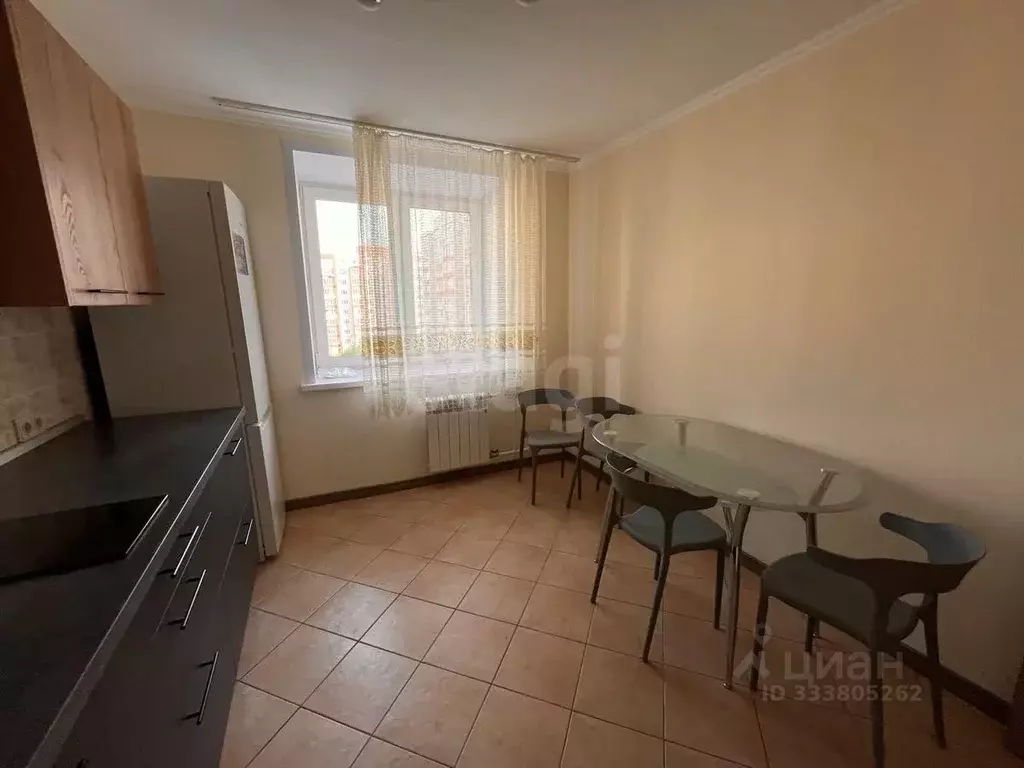 2-к кв. Татарстан, Казань ул. 2-я Азинская, 1Г (66.0 м) - Фото 2