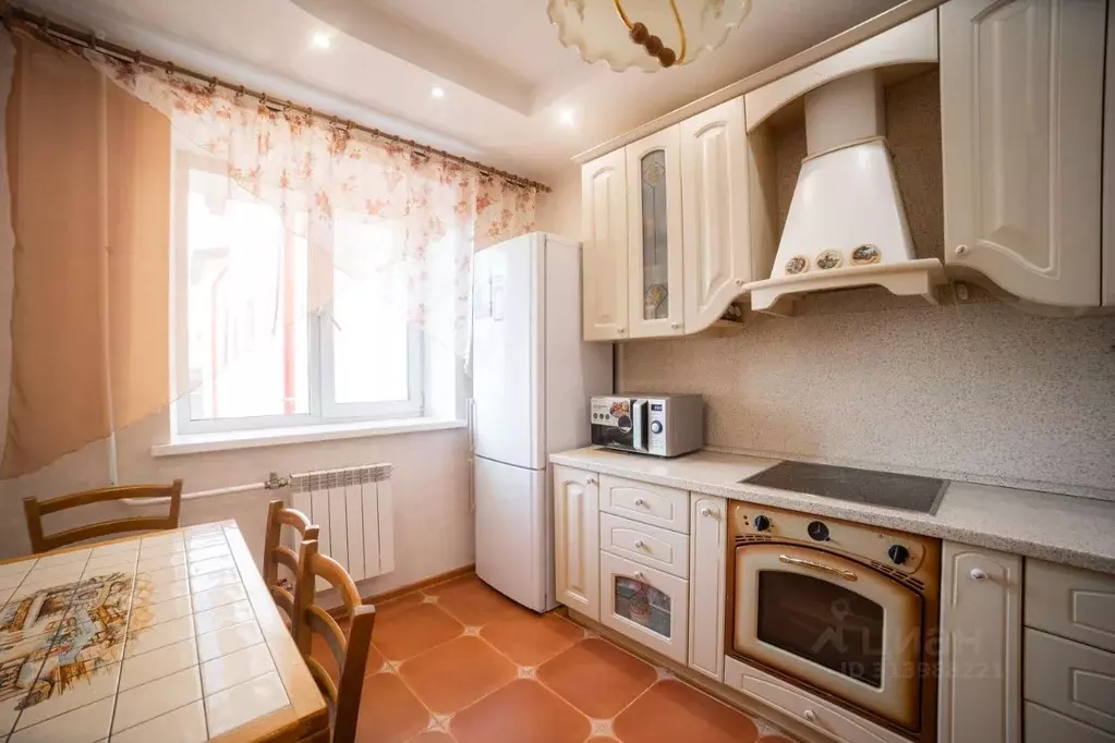 5-к кв. Томская область, Томск Пионерский пер., 8 (149.5 м) - Фото 0