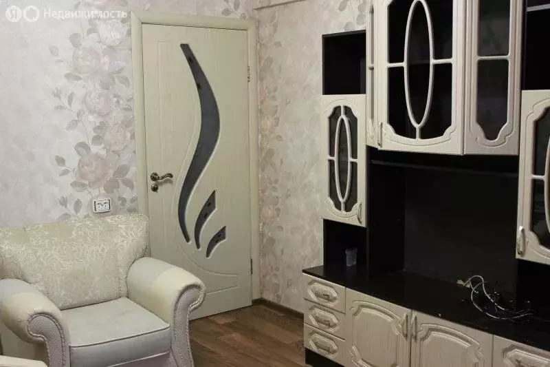 3-комнатная квартира: Бодайбо, улица Карла Либкнехта, 56 (57.4 м) - Фото 1