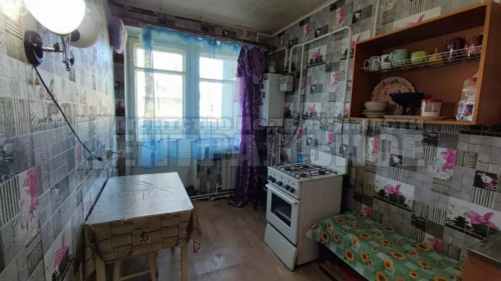 2-комнатная квартира: посёлок городского типа Монастырщина, Юбилейная ... - Фото 1