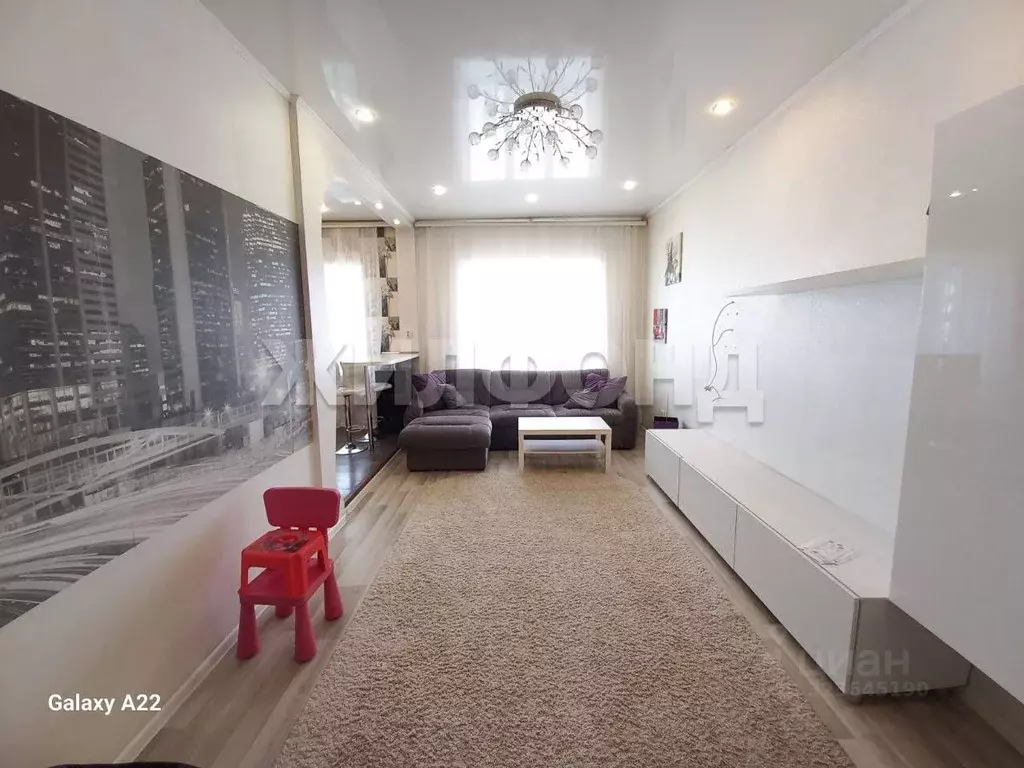 2-к кв. Хакасия, Абакан ул. Стофато, 14 (76.0 м) - Фото 1