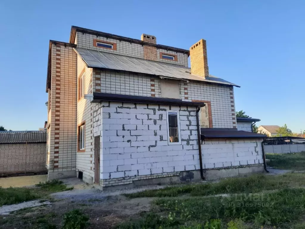 Дом в Ростовская область, Белокалитвинский район, Нижнепоповское ... - Фото 1