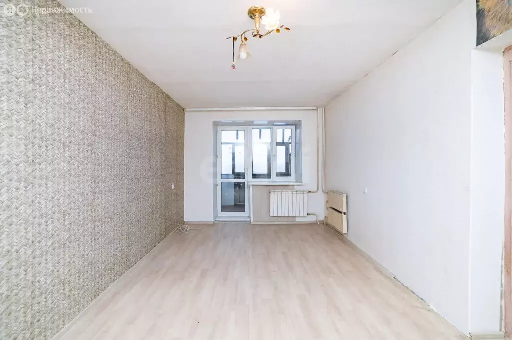 4-комнатная квартира: Курган, улица Кулибина, 1Б (67 м) - Фото 2