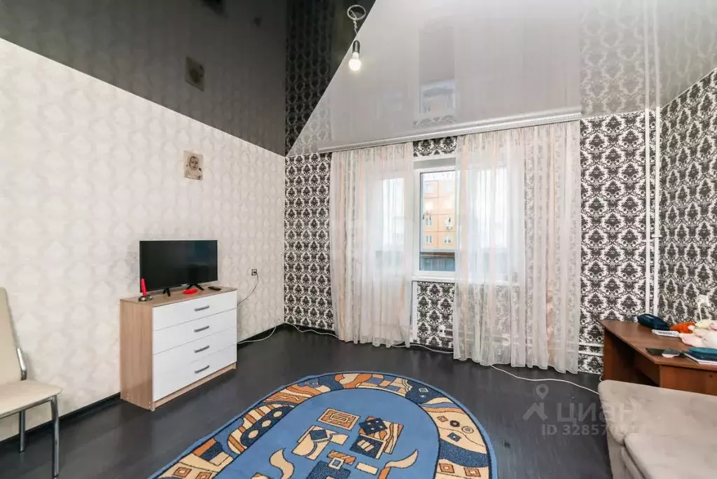 1-к кв. Курганская область, Курган Заозерный жилрайон, 4-й мкр, 15 ... - Фото 2