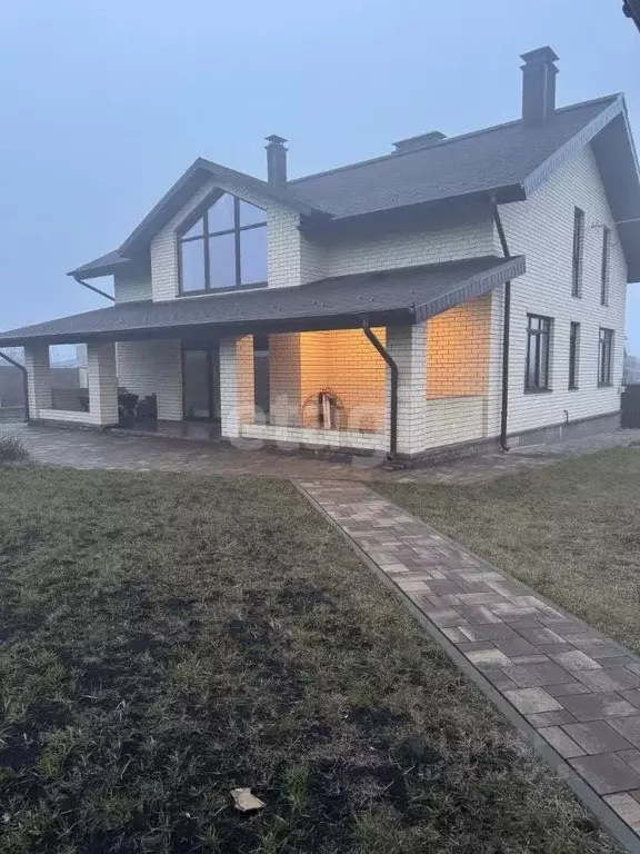 Дом в Белгородская область, Белгородский район, Тавровское с/пос, с. ... - Фото 0