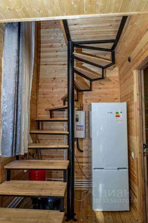 Дом в Карачаево-Черкесия, Зеленчукский район, с. Архыз ул. Алиева, 12В ... - Фото 2