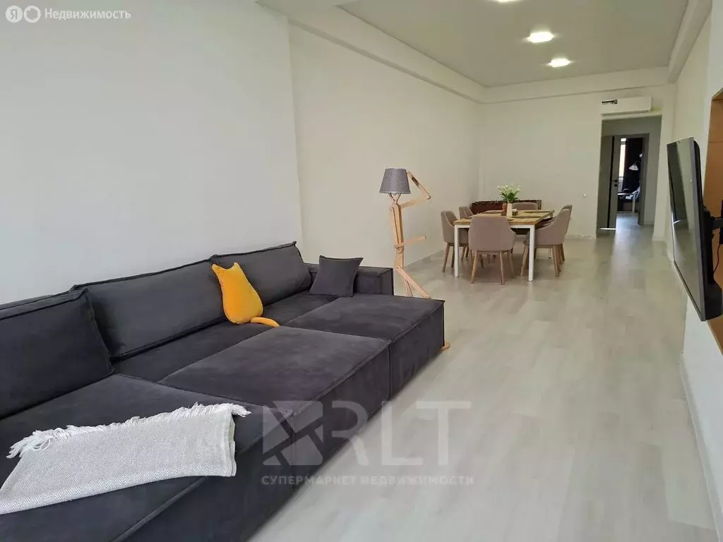 2-комнатная квартира: Махачкала, Кадарская улица, 38 (106 м) - Фото 1