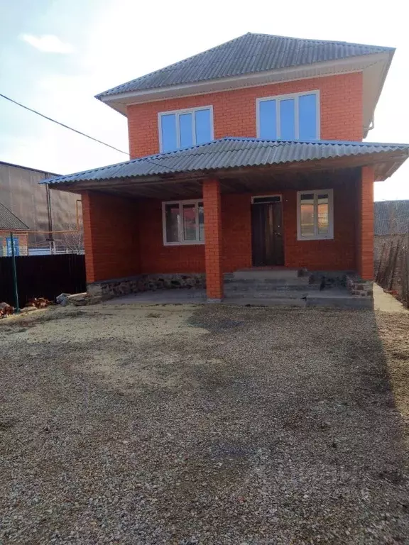 Дом в Ростовская область, Миллерово Российская ул. (120 м) - Фото 1