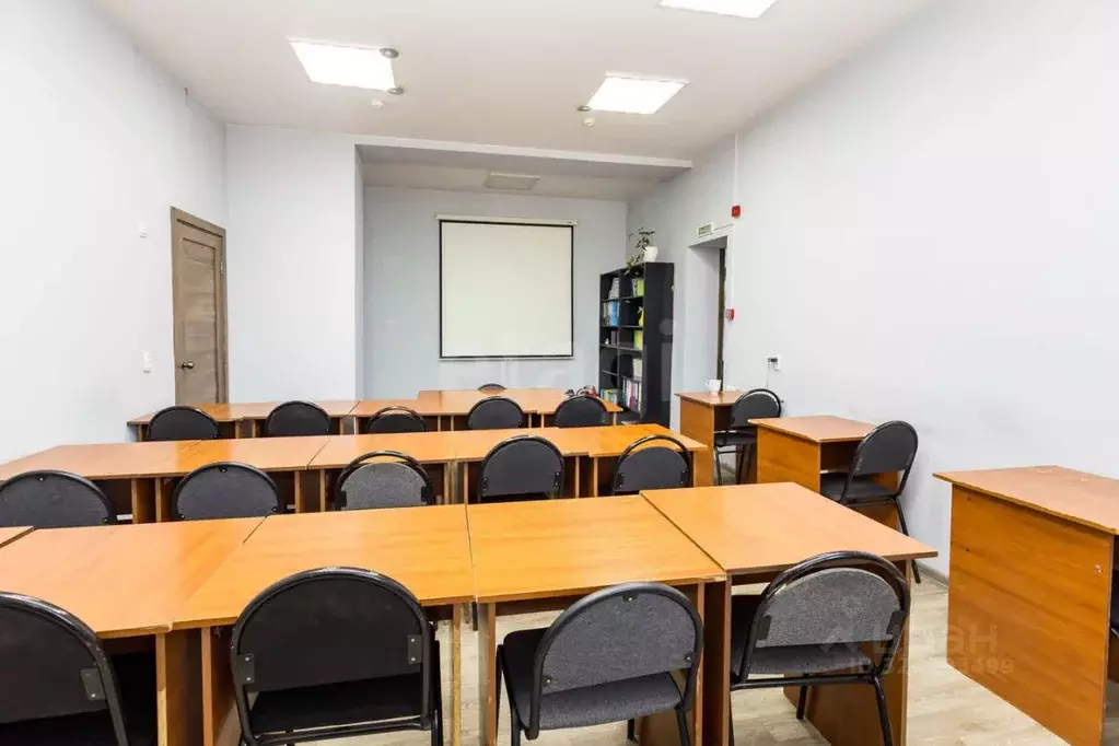 Офис в Амурская область, Благовещенск Первомайская ул., 1 (691 м) - Фото 1