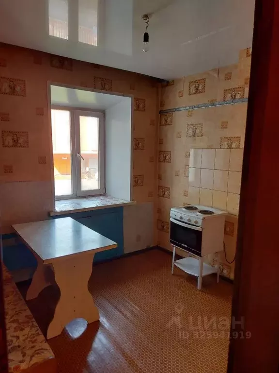 1-к кв. Хакасия, Абакан ул. Стофато, 10 (35.0 м) - Фото 1