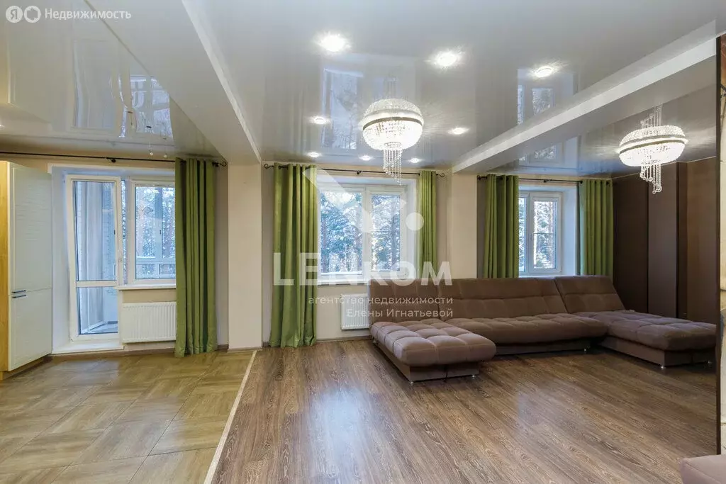 2-комнатная квартира: Ижевск, Якшур-Бодьинский тракт, 7 (89.4 м) - Фото 1