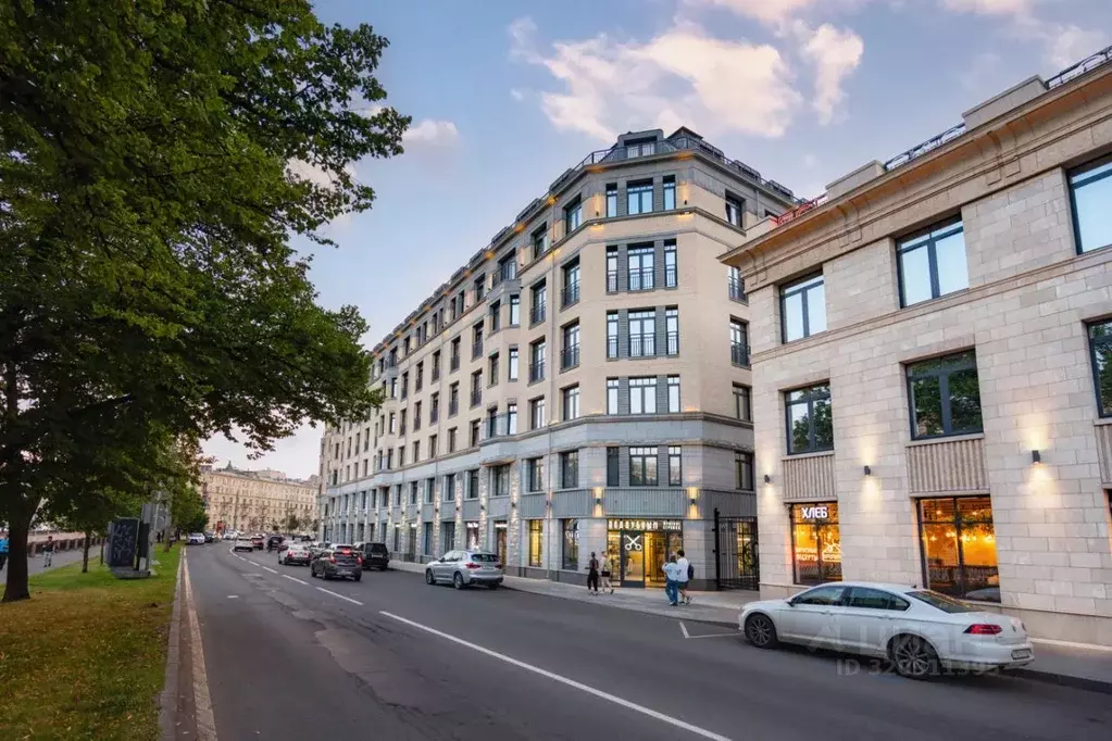 Помещение свободного назначения в Санкт-Петербург наб. Реки Карповки, ... - Фото 1