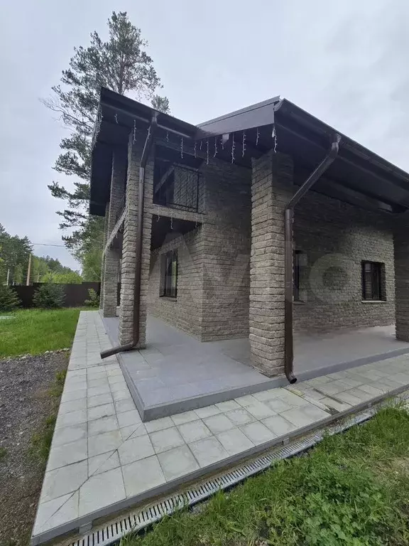 Дом 221 м на участке 10 сот. - Фото 1