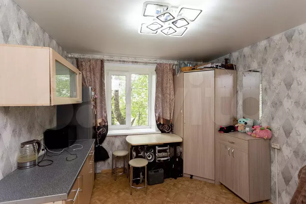 Комната 11,8 м в 1-к., 1/9 эт. - Фото 1