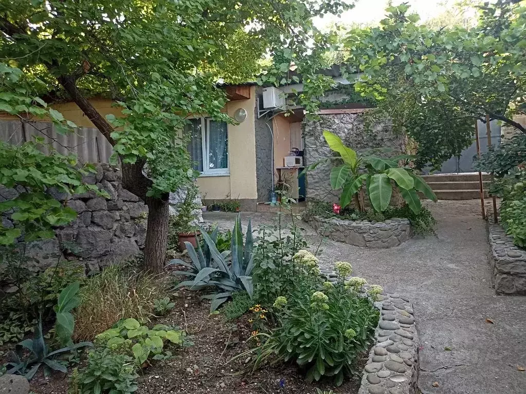 Дом в Крым, Ялта муниципальный округ, Симеиз пгт ул. Коцюбинского, 14 ... - Фото 2