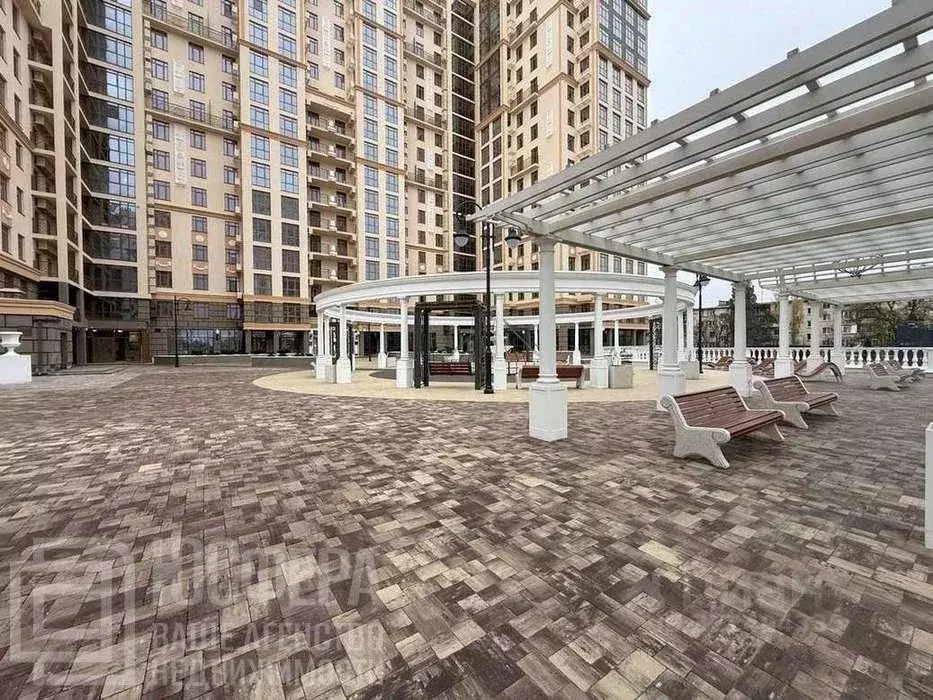 2-к кв. Волгоградская область, Волгоград Бакинская ул., 6 (79.9 м) - Фото 1