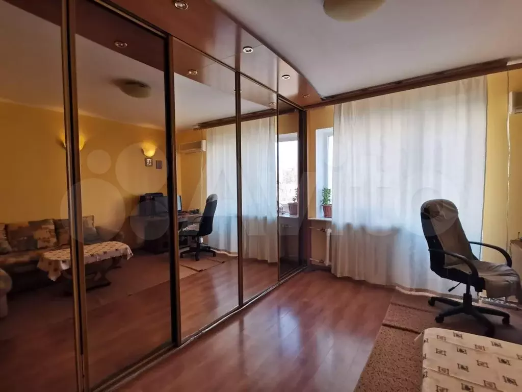 2-к. квартира, 60 м, 6/10 эт. - Фото 1