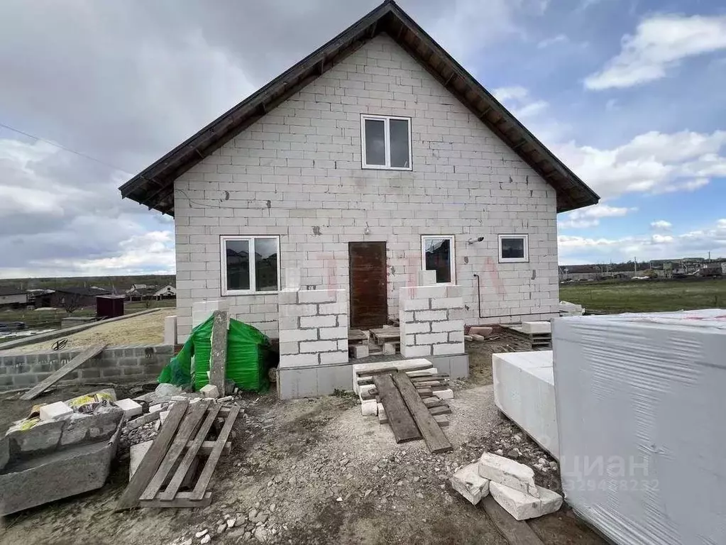 Коттедж в Белгородская область, Старооскольский городской округ, с. ... - Фото 1
