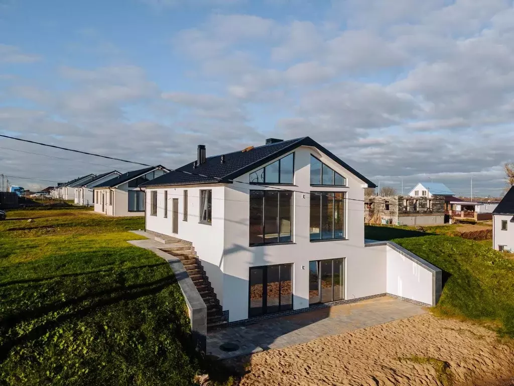 Дом в Калининградская область, Гурьевский муниципальный округ, пос. ... - Фото 2