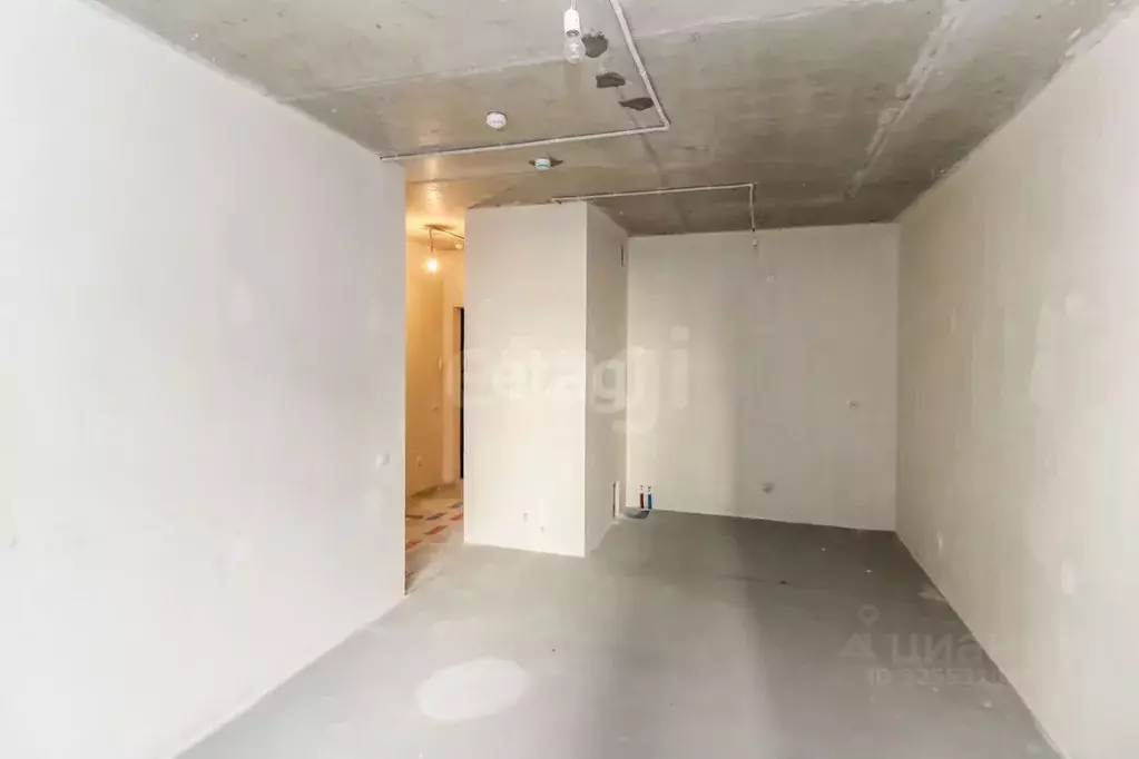 1-к кв. Тюменская область, Тюмень ул. Тимофея Чаркова, 91 (40.0 м) - Фото 1