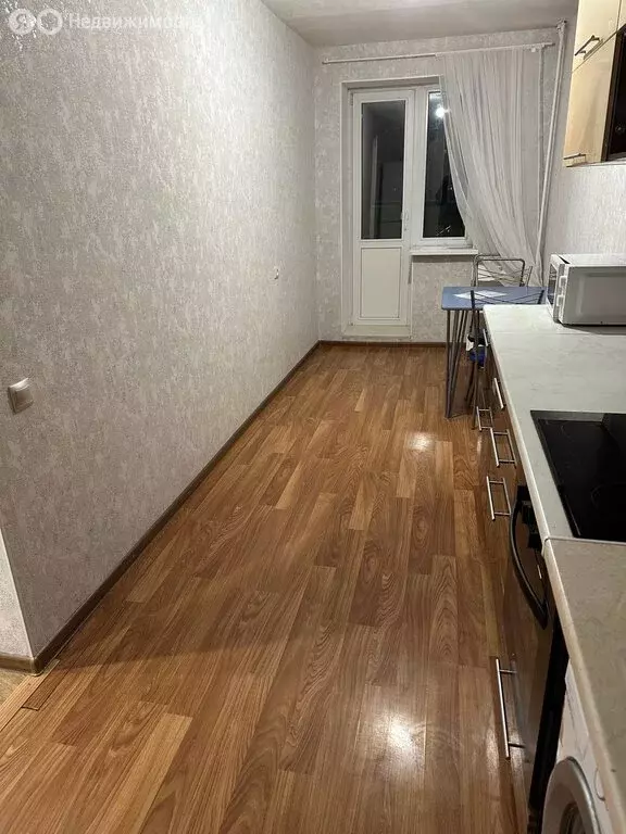 3-комнатная квартира: Пермь, Нижне-Курьинская улица, 4 (65 м) - Фото 1