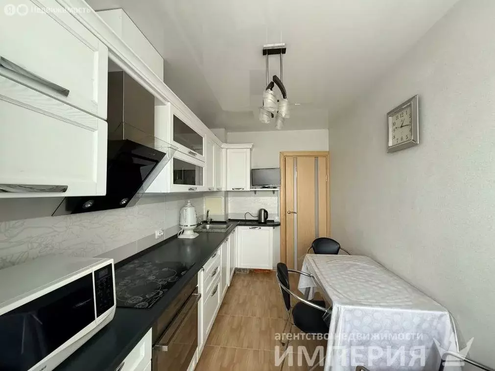 3-комнатная квартира: Благовещенск, улица Шимановского, 36 (67 м) - Фото 2