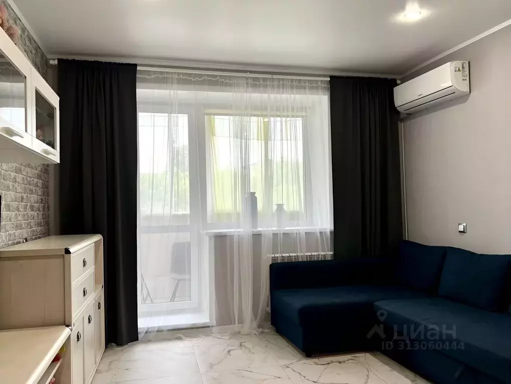 1-к кв. Омская область, Омск ул. 3-я Енисейская, 32/2 (40.0 м) - Фото 1