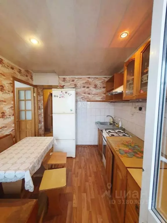 1-к кв. Удмуртия, Ижевск ул. 30 лет Победы, 6 (35.0 м) - Фото 0
