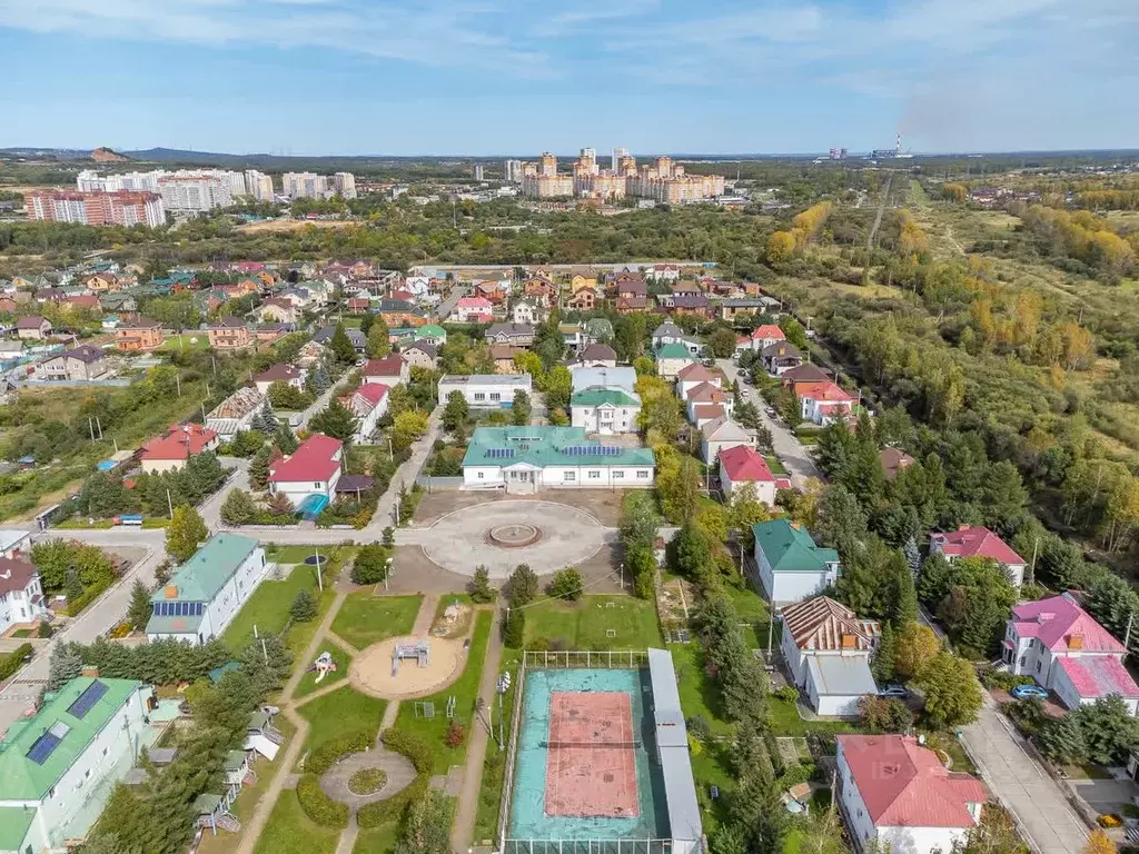 Коттедж в Хабаровский край, Хабаровск Амур кв-л, 31 (226 м) - Фото 0