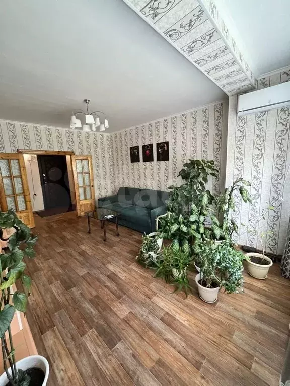 2-к. квартира, 60 м, 2/5 эт. - Фото 1